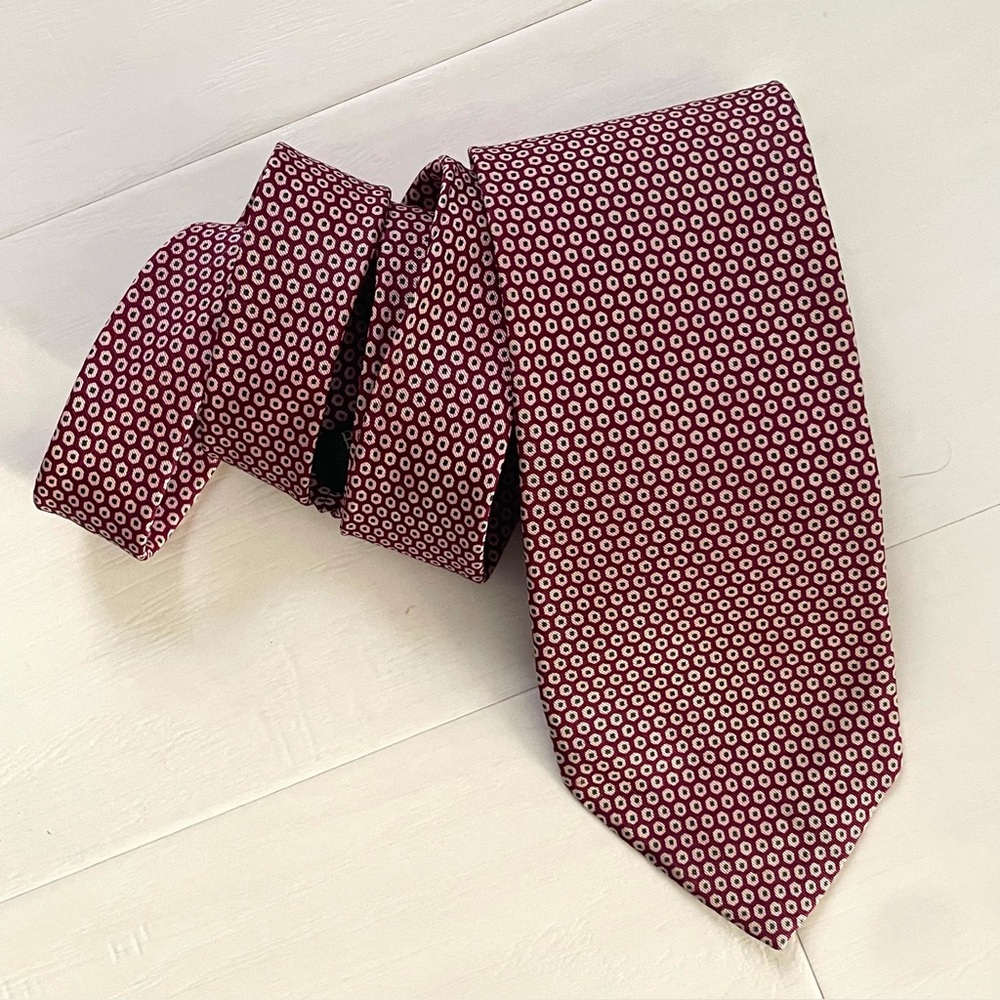 Ralph Lauren Burgundy Red Geometric Men's Tie 100% Silk Hand Finished in the USA